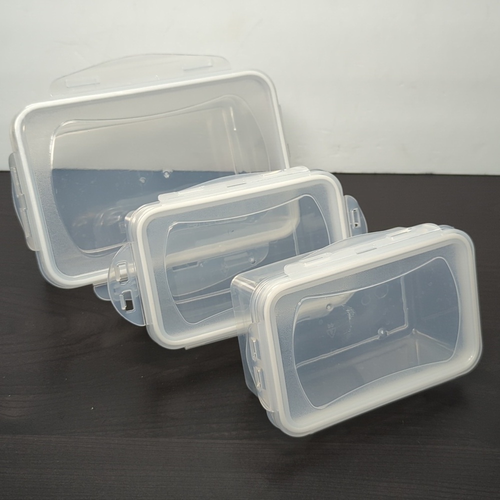 NWOT Adrienne Vittadini insulated lunch tote with three-piece container set - Picture 9 of 12